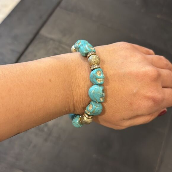 Skull Stone Turquoise Rhinestone Stretch Bracelet​ - Picture 3 of 5